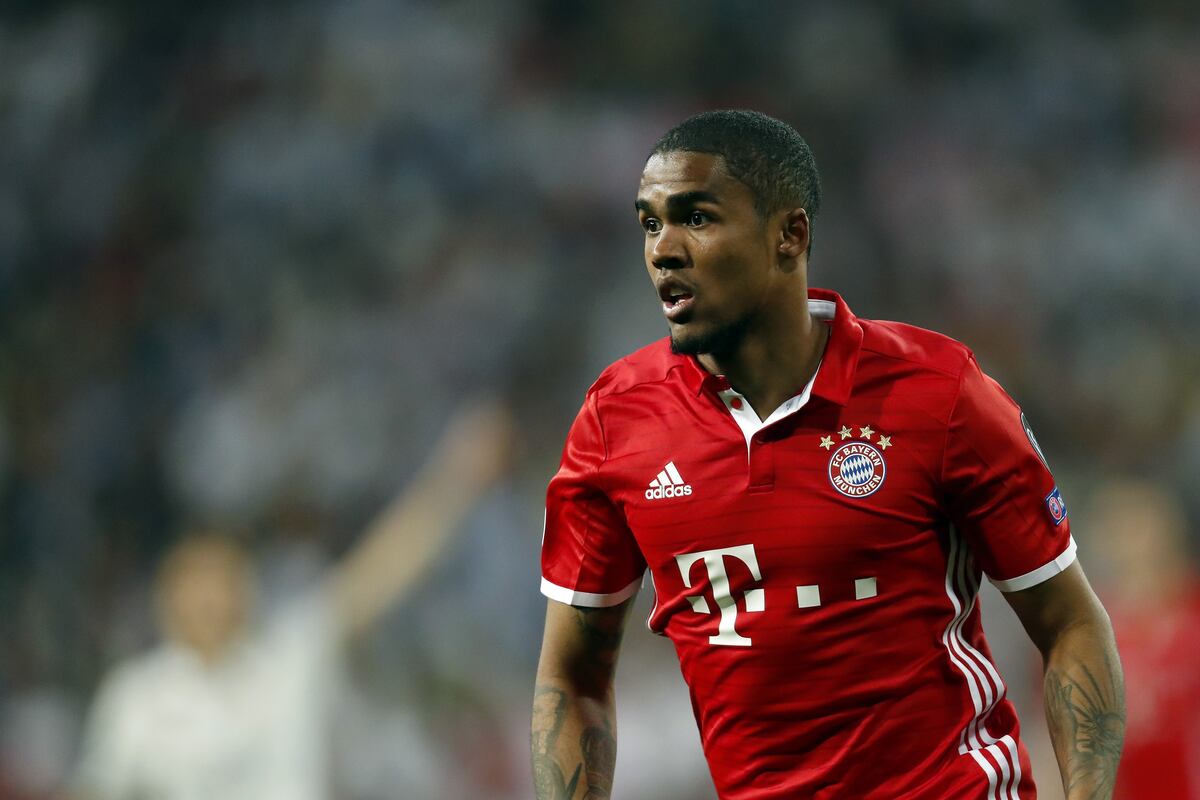 Bayern Munich Transfer News Douglas Costa Deal 'Imminent,' Arturo