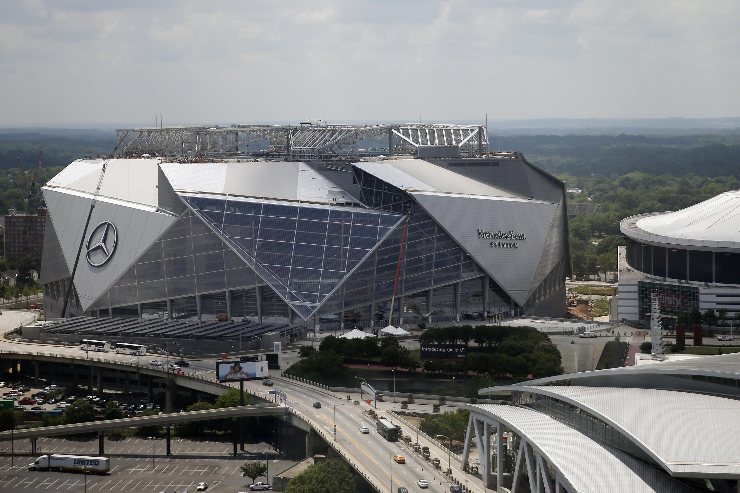 NFL fans on 'crazy' Falcons food prices at Mercedes-Benz Stadium