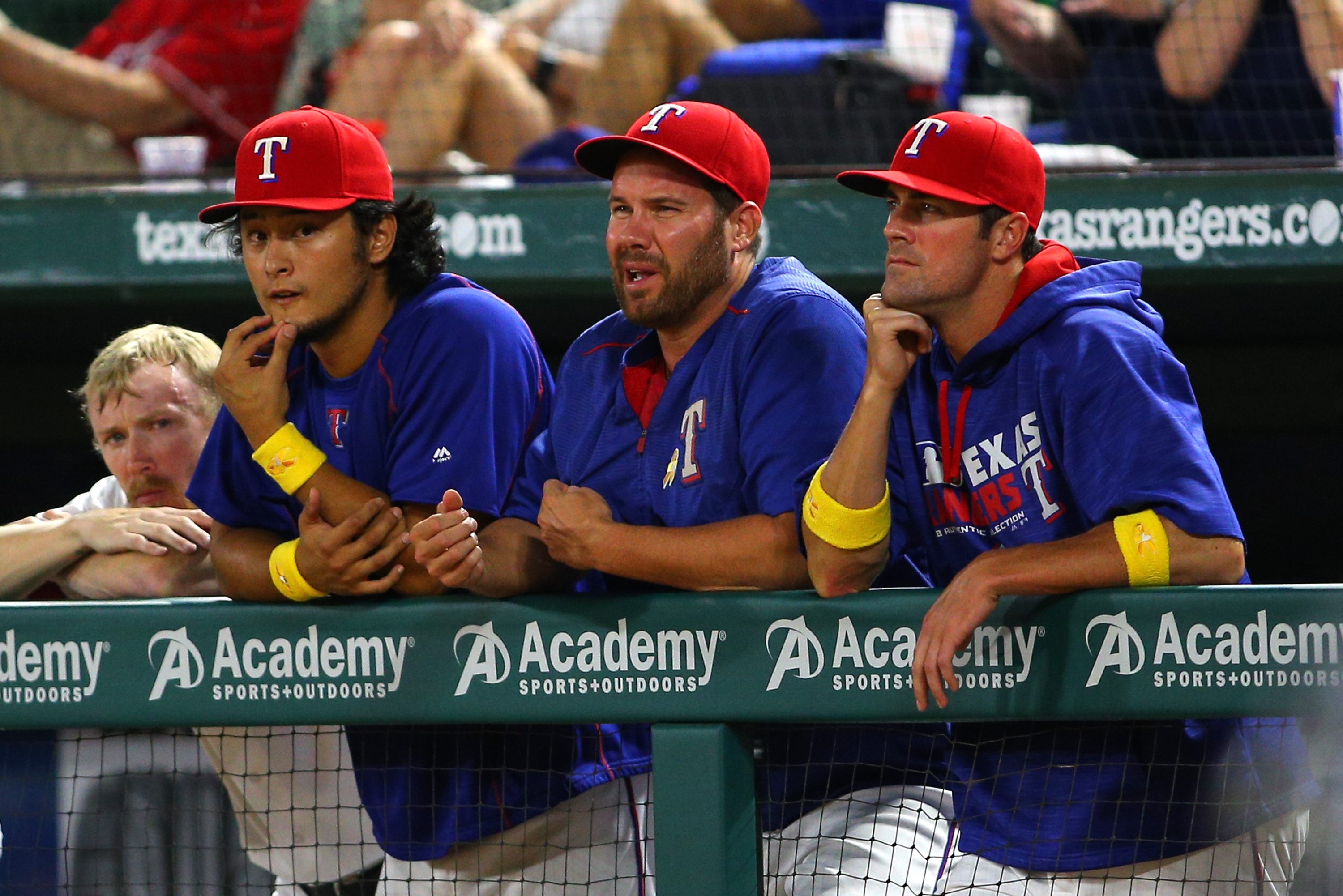 Texas Rangers trade rumors: Yu Darvish, Cole Hamels may be available, per  report - Lone Star Ball
