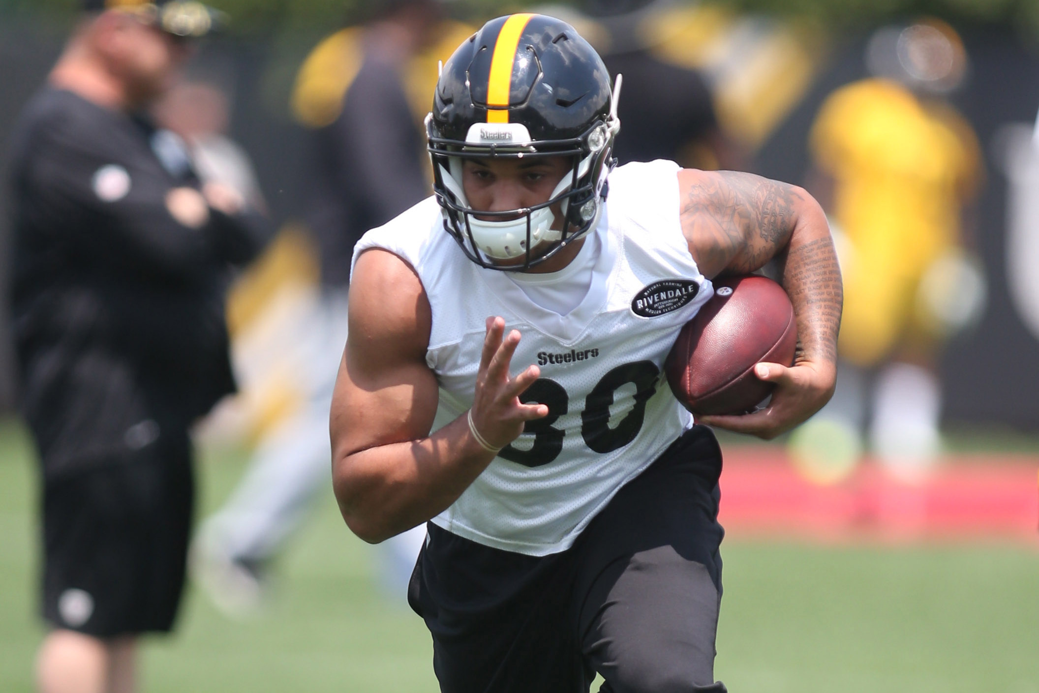 Steelers RB James Conner Has Top Selling NFL Jersey - CBS Pittsburgh