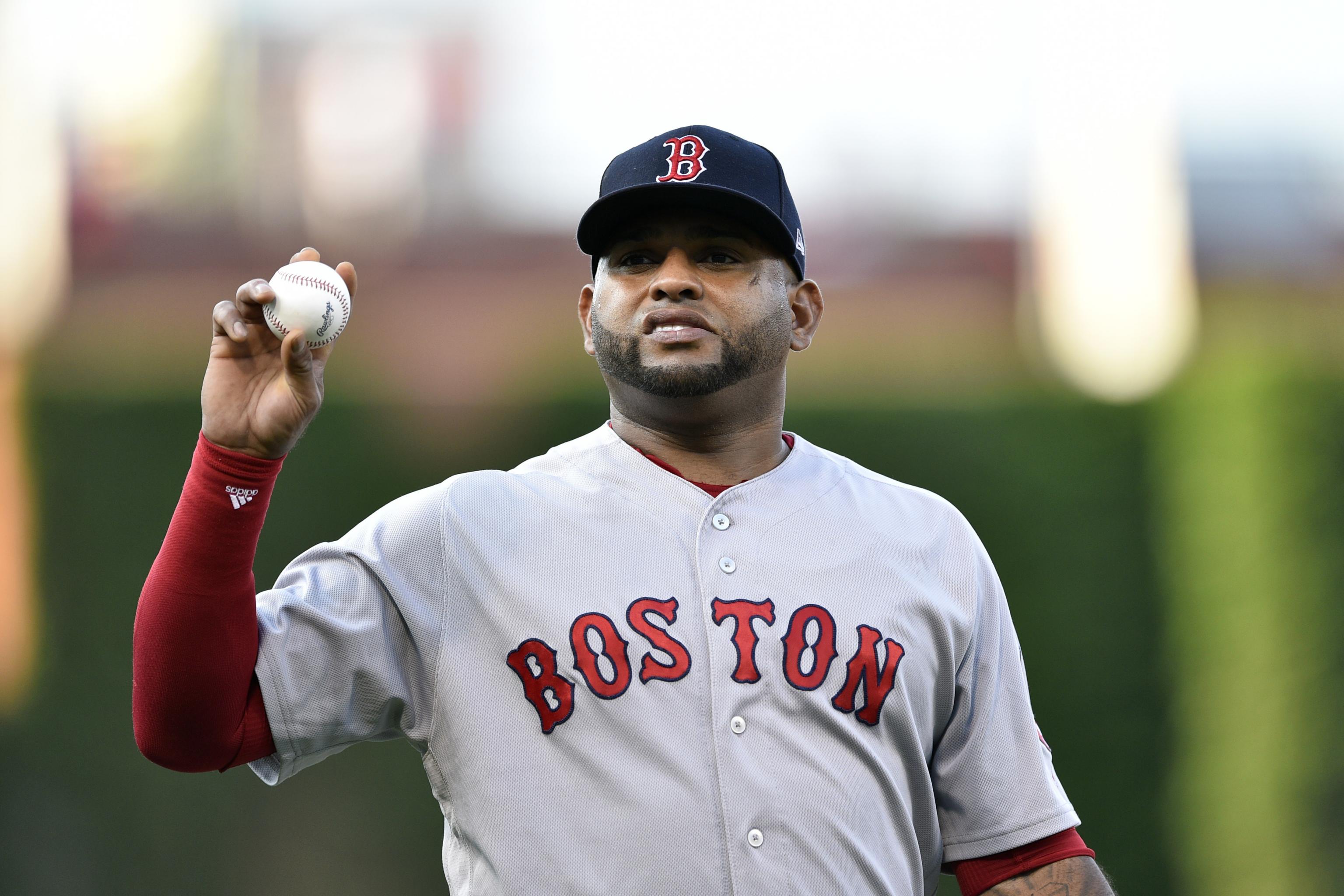 Baseball star Pablo Sandoval caught checking out model's online