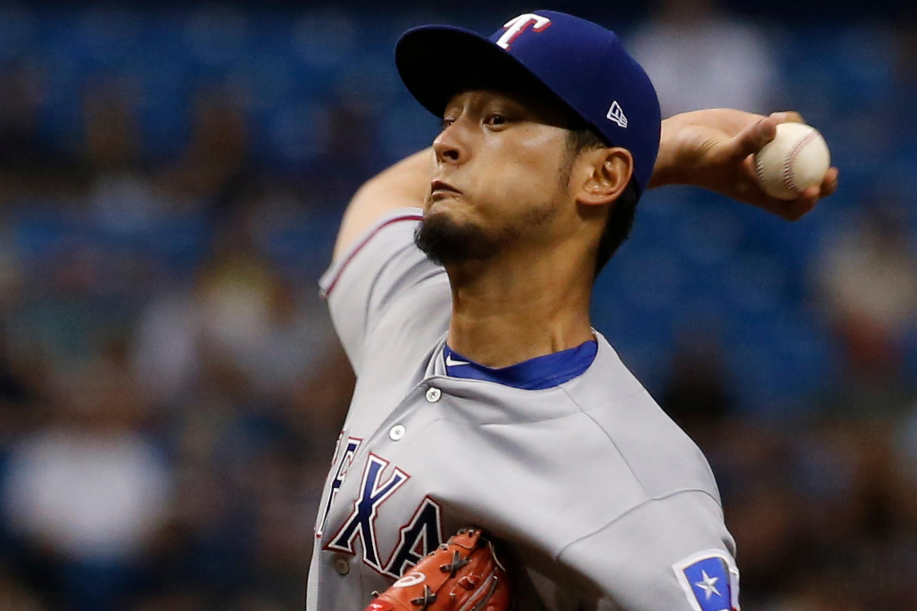 Report: Dodgers interested in Rangers pitcher Yu Darvish