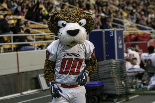 MOSCOW, ID - NOVEMBER 26: South Paw, the South Alabama mascot, cheers during first half action between the South Alabama Jaguars and the Idaho Vandals on November 26, 2016 at the Kibbie Dome in Moscow, Idaho. (Photo by Loren Orr/Getty Images)