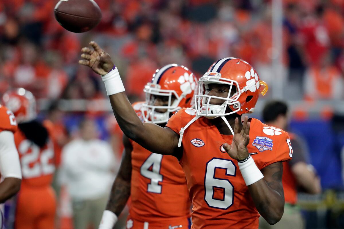 The Top College Football QB Battles to Watch in Fall Camp News