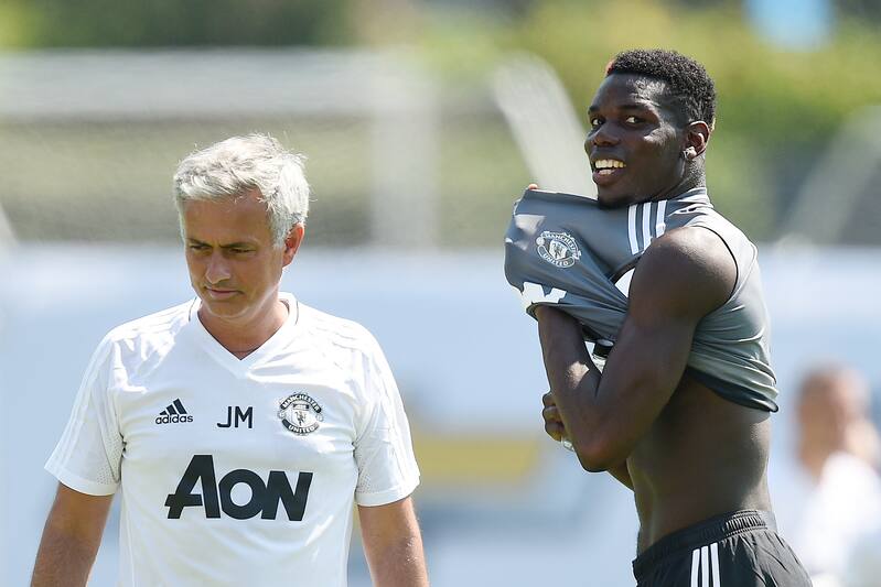 LOS ANGELES, CA - JULY 10: Midfielder Paul Pogba #6 speaks with and manger Jose Mourinho of Manchester United during training for Tour 2017 at UCLA's Drake Stadium July 10, 2017, in Los Angeles, California. (Photo by Kevork Djansezian/Getty Images)