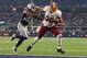 ARLINGTON, TX - NOVEMBER 24: Jordan Reed #86 of the Washington Redskins catches a touchdown pass during the fourth quarter against the Dallas Cowboys at AT&T Stadium on November 24, 2016 in Arlington, Texas. (Photo by Tom Pennington/Getty Images)