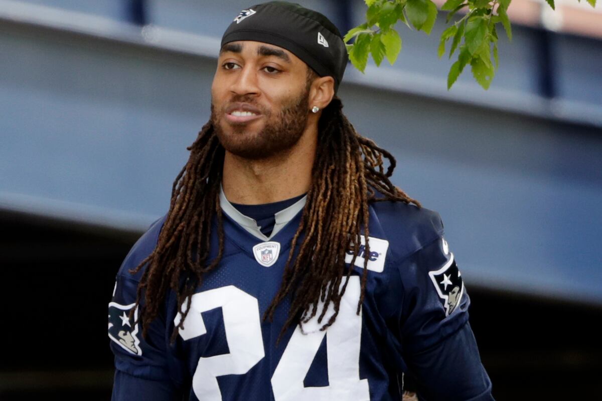 Stephon Gilmore Says He Fought Julian Edelman Because He Has No Friends On Field Bleacher Report Latest News Videos And Highlights
