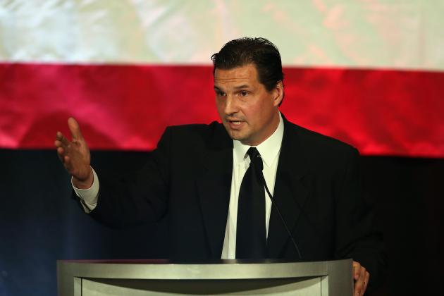 DALLAS, TX - OCTOBER 15:  U.S. Hockey Hall of Fame Class of 2012 recipient, Eddie Olczyk speaks during the 40th annual U.S. Hockey Hall of Fame Induction Ceremony & Dinner at Plaza of the Americas on October 15, 2012 in Dallas, Texas.  (Photo by Ronald Martinez/Getty Images)