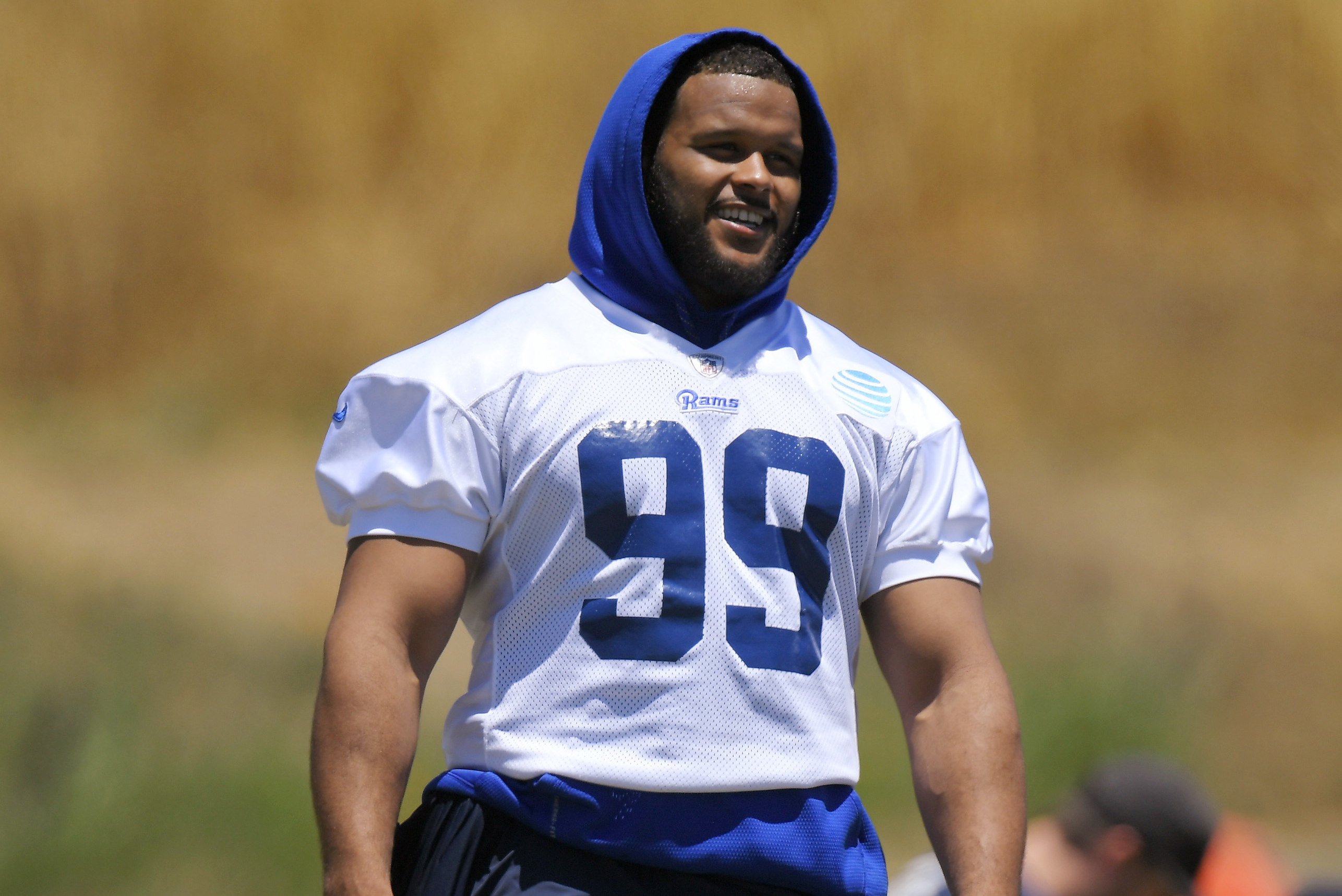 Report: Aaron Donald filed retirement letter with Rams before working out  new contract