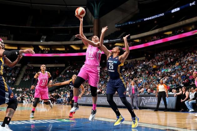 ST. PAUL, MN - AUGUST 18: Plenette Pierson #22 of the Minnesota Lynx shoots the ball during the game against the Indiana Fever during the WNBA game on August 18, 2017 at Xcel Energy Center in St. Paul, Minnesota.  NOTE TO USER: User expressly acknowledges and agrees that, by downloading and or using this Photograph, user is consenting to the terms and conditions of the Getty Images License Agreement. Mandatory Copyright Notice: Copyright 2017 NBAE (Photo by David Sherman/NBAE via Getty Images)