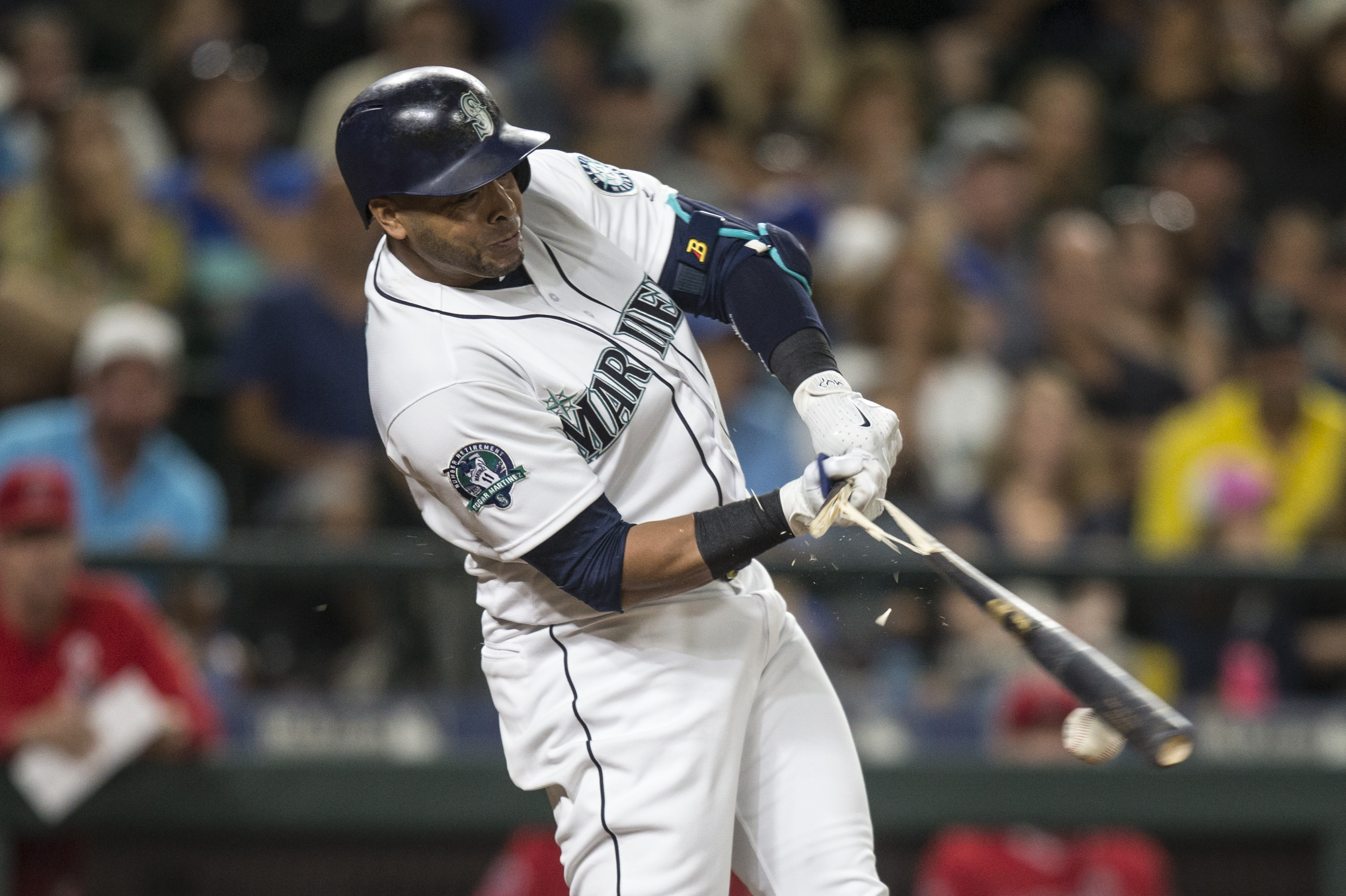 Mariners win 9th straight behind Suárez's 3-run home run