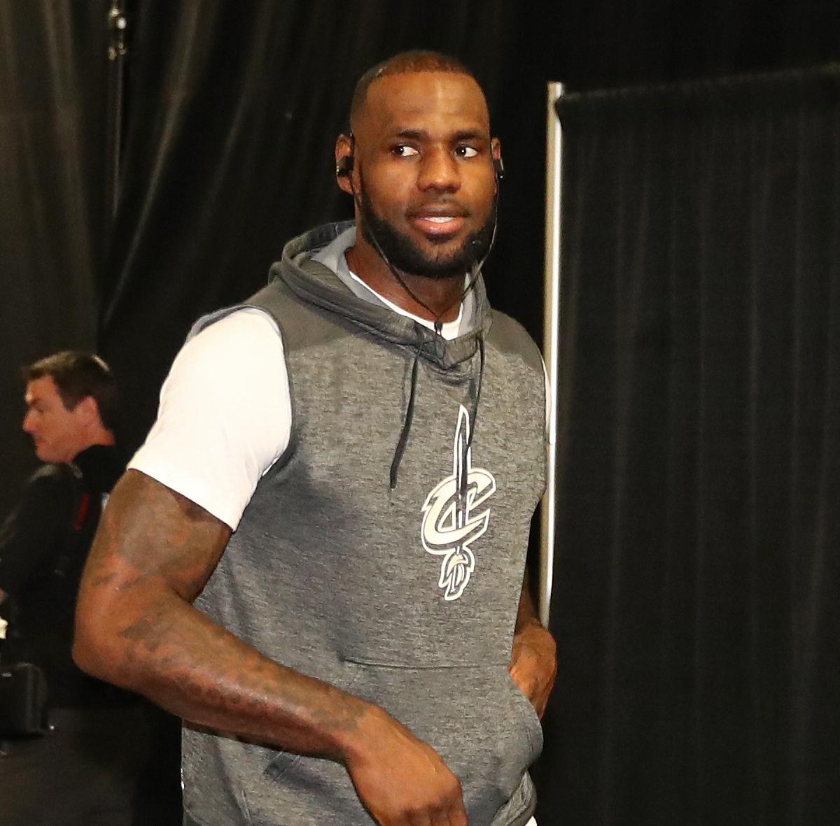 LeBron James Spotted at UCLA's Men's Gym Run News, Scores, Highlights