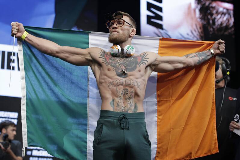 Mayweather vs. McGregor: Fight Time, PPV Schedule, Odds and Predict...
