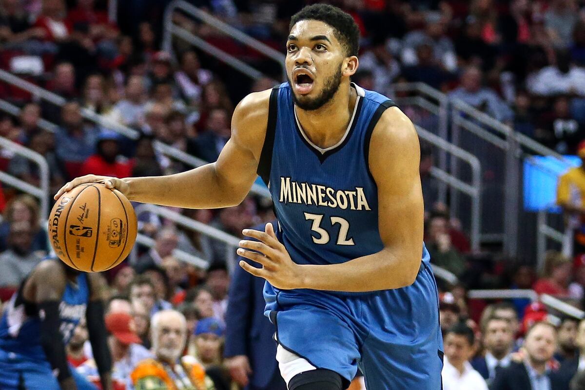 karl anthony towns sneakers