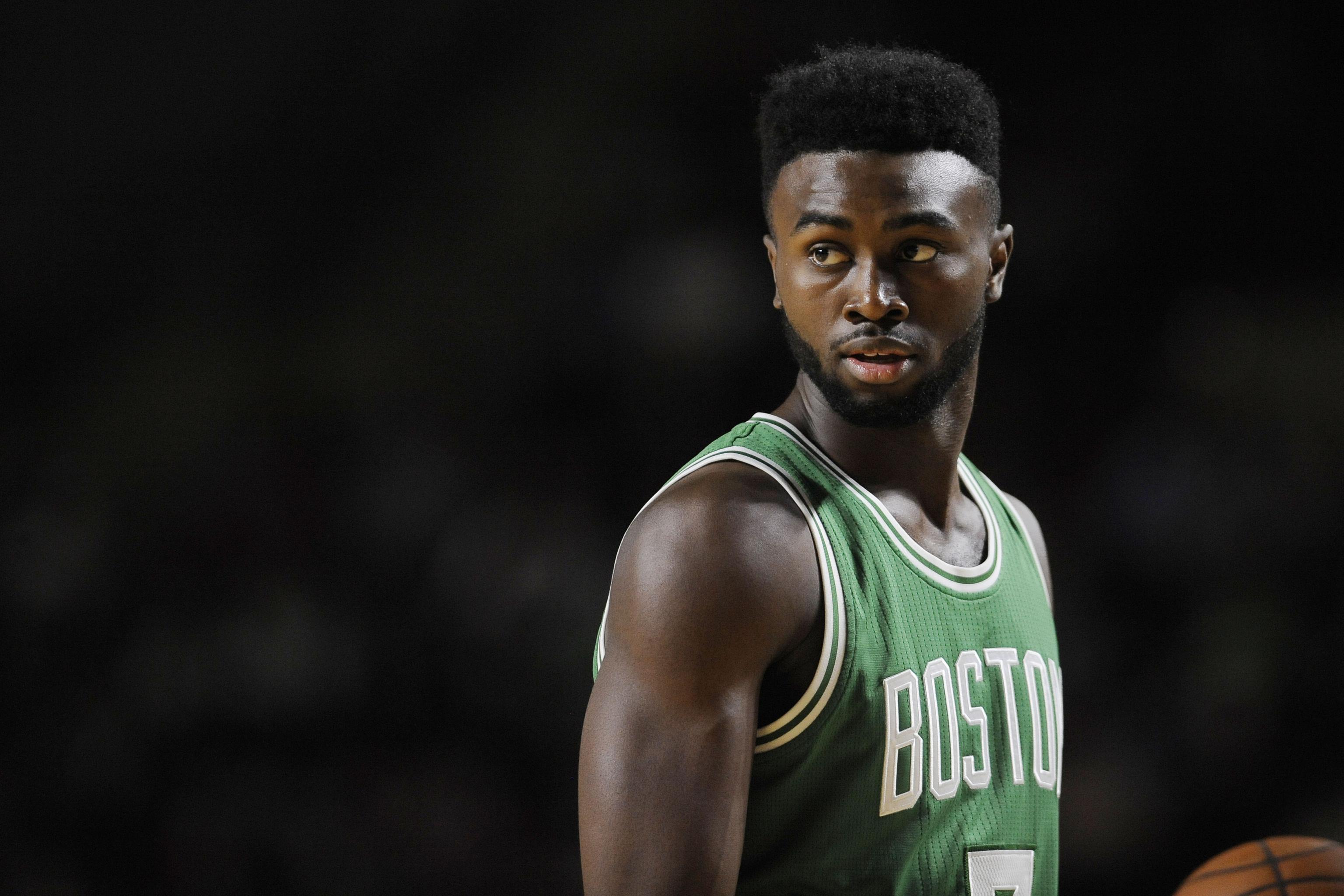Jaylen Brown suffers scary fall in third quarter of Celtics vs