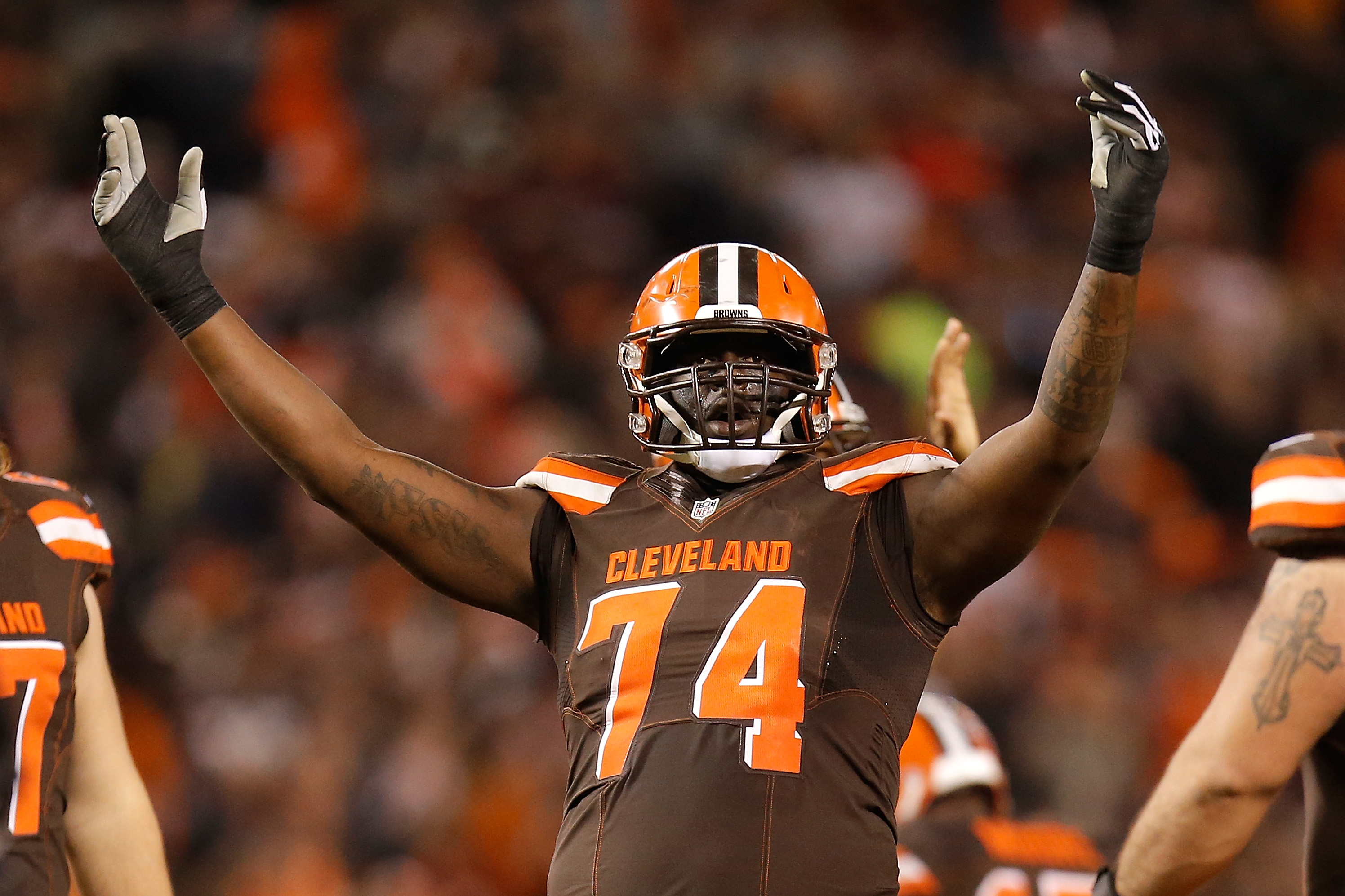 Cleveland Browns: Cameron Erving finally plays like a top draft pick