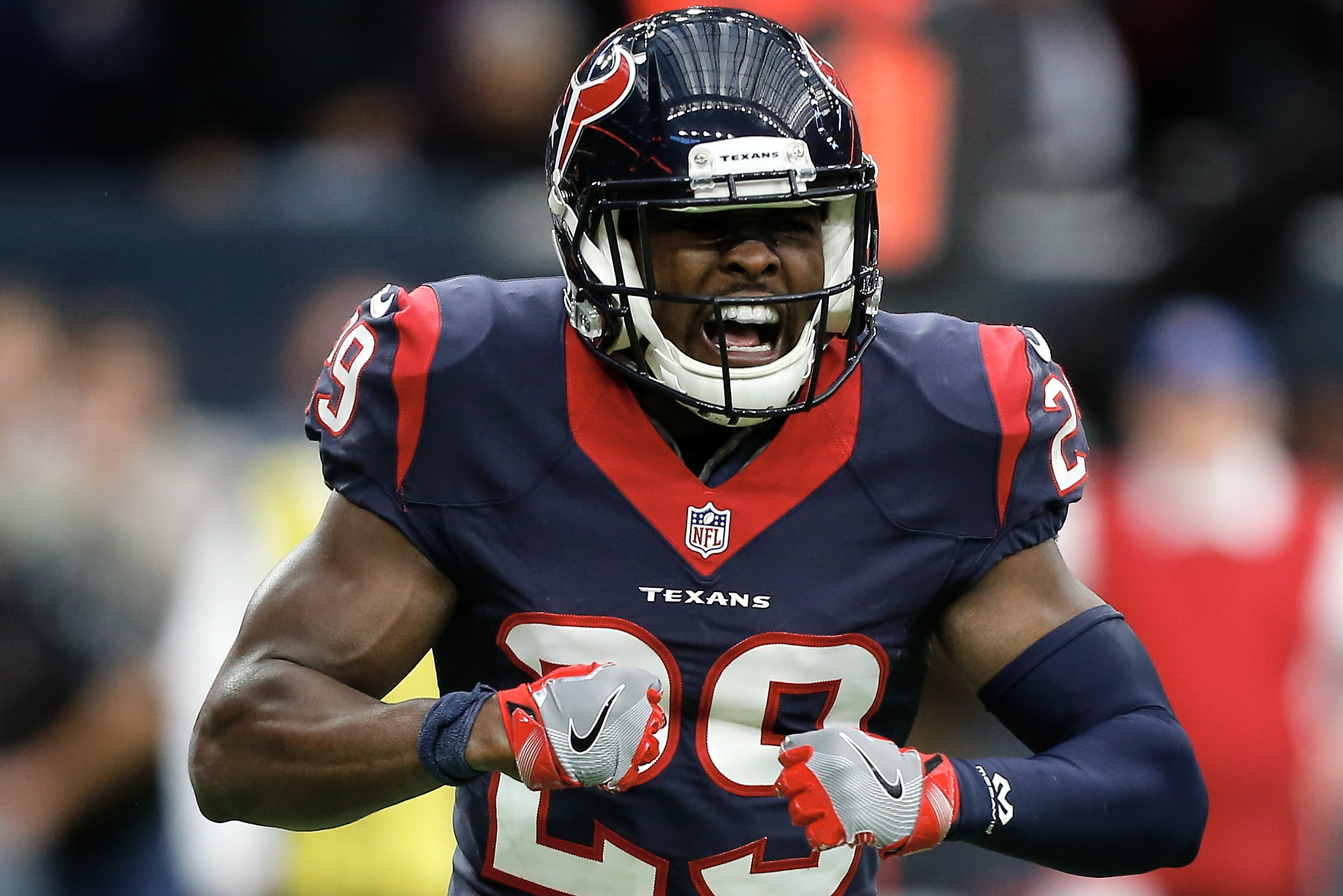 Texans' Andre Hal rebounds from miscue with interception