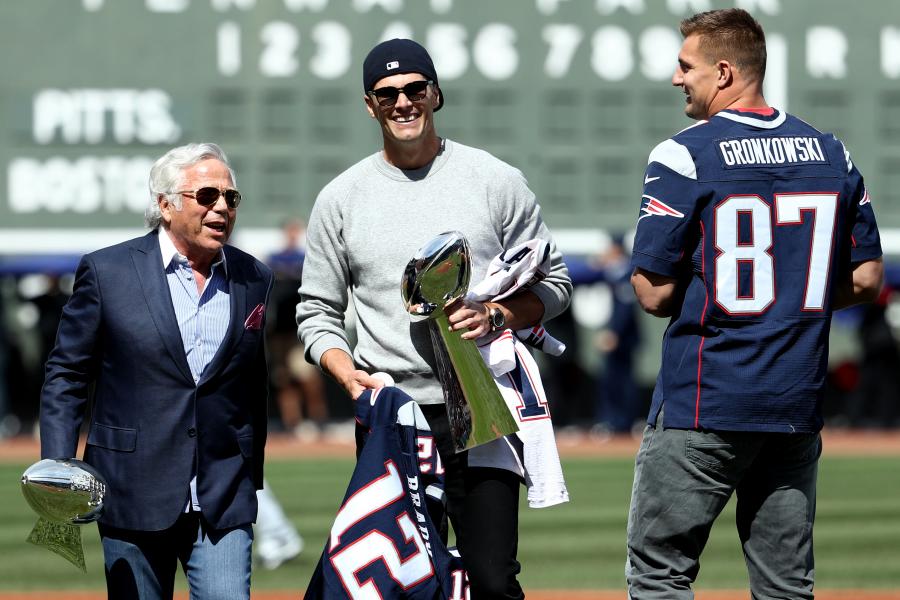 Patriots Reward Tom Brady Stolen Jersey Hero, Front Row Seats!!!