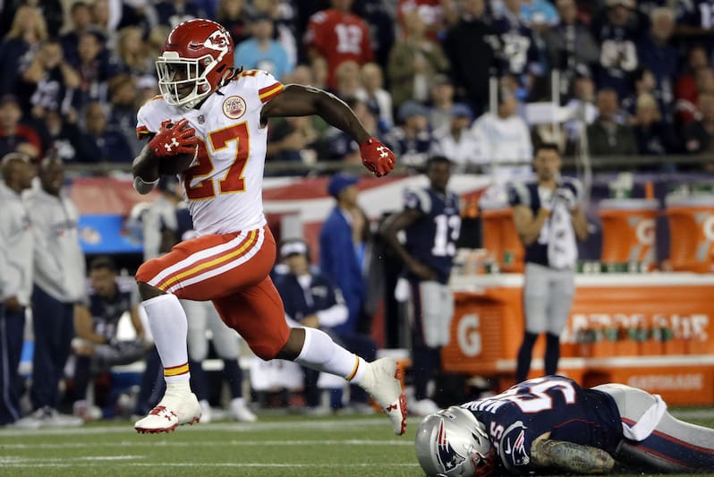 Image result for kareem hunt chiefs against pats