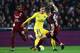 METZ, FRANCE - SEPTEMBER 08: Julian Draxler of Paris Saint-Germain Football Club or PSG battles for the ball with Cafu and Chris Philipps of Metz FC during the Ligue 1 match between Metz and Paris Saint Germain or PSG held at Stade Saint-Symphorien on September 8, 2017 in Metz, France. (Photo by Dean Mouhtaropoulos/Getty Images)