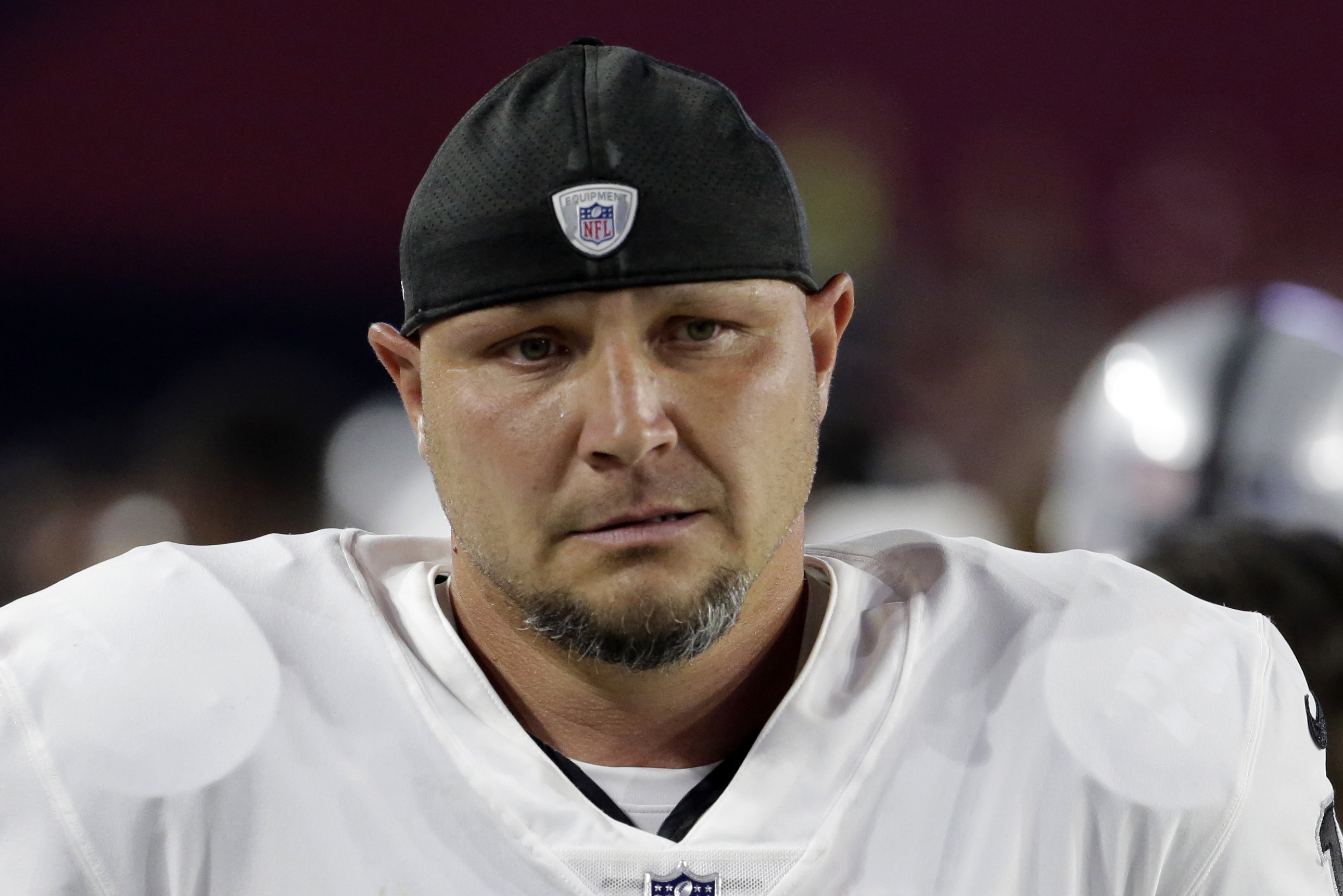 Raiders place K Sebastian Janikowski on IR with back injury