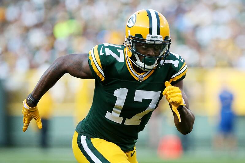 Davante Adams Leaves Game Vs Bears With Head Neck Injury Bleacher Report Latest News Videos And Highlights