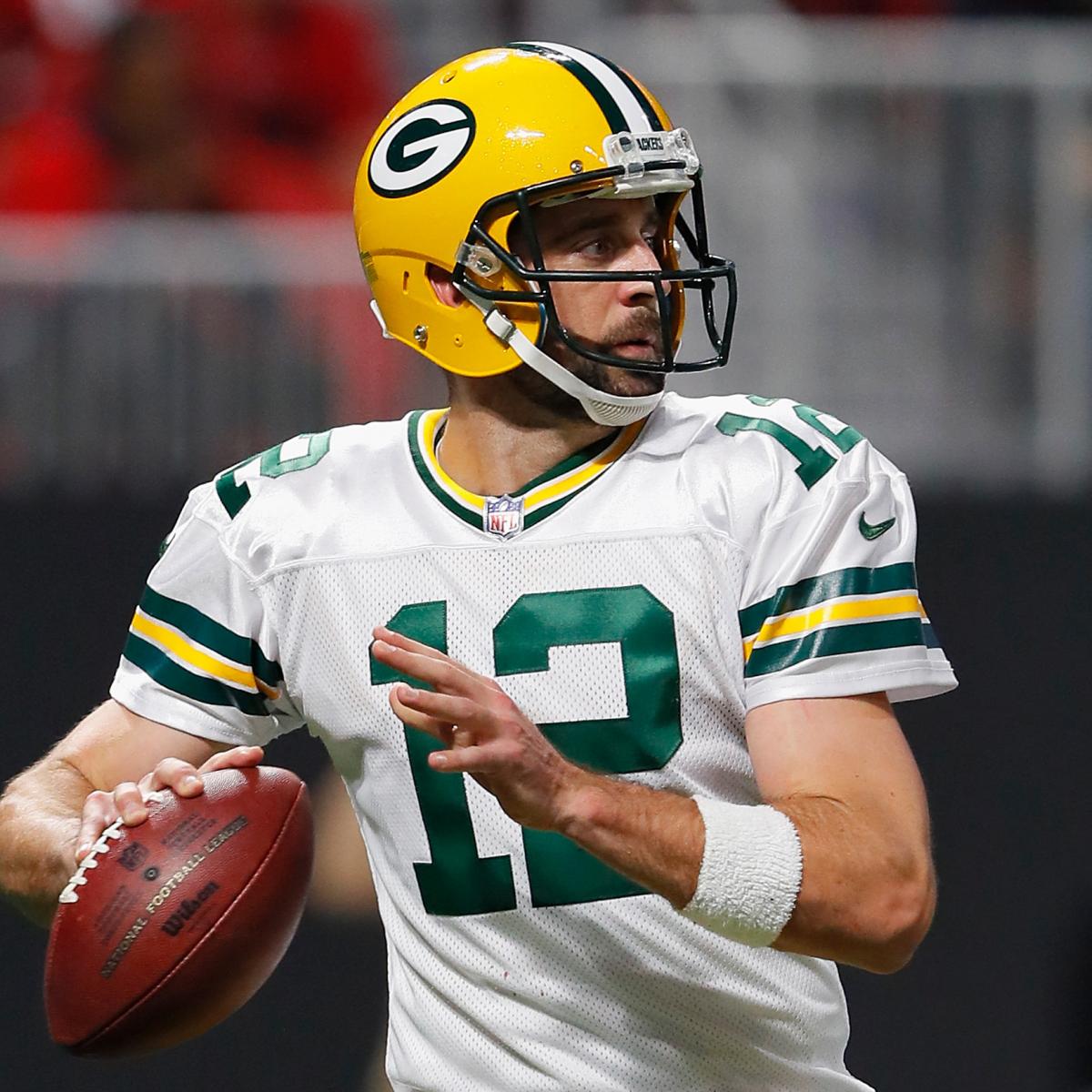 Aaron Rodgers Fastest QB Ever to Reach 300 Career Touchdowns