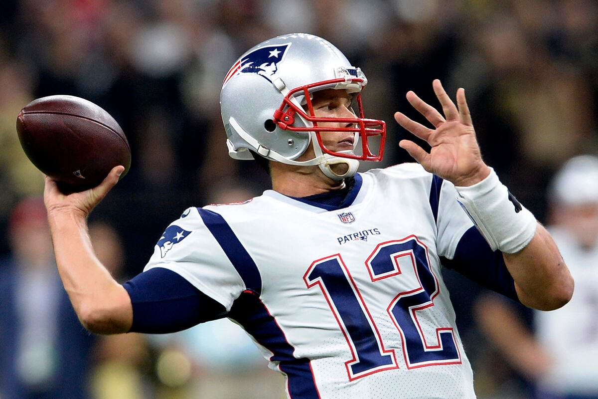 Tom Brady Throws for 447 Yards vs. Saints, the Most Ever for Player 40