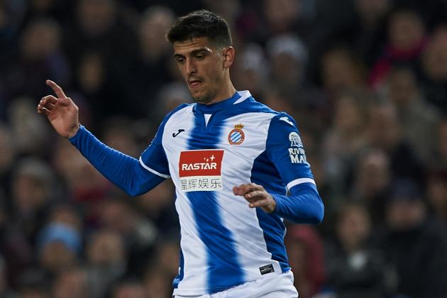 BARCELONA, SPAIN - DECEMBER 18: Gerard Moreno of Espanyol in action during the La Liga match between FC Barcelona and RCD Espanyol at Camp Nou Stadium on December 18, 2016 in Barcelona, Spain. (Photo by fotopress/Getty Images)