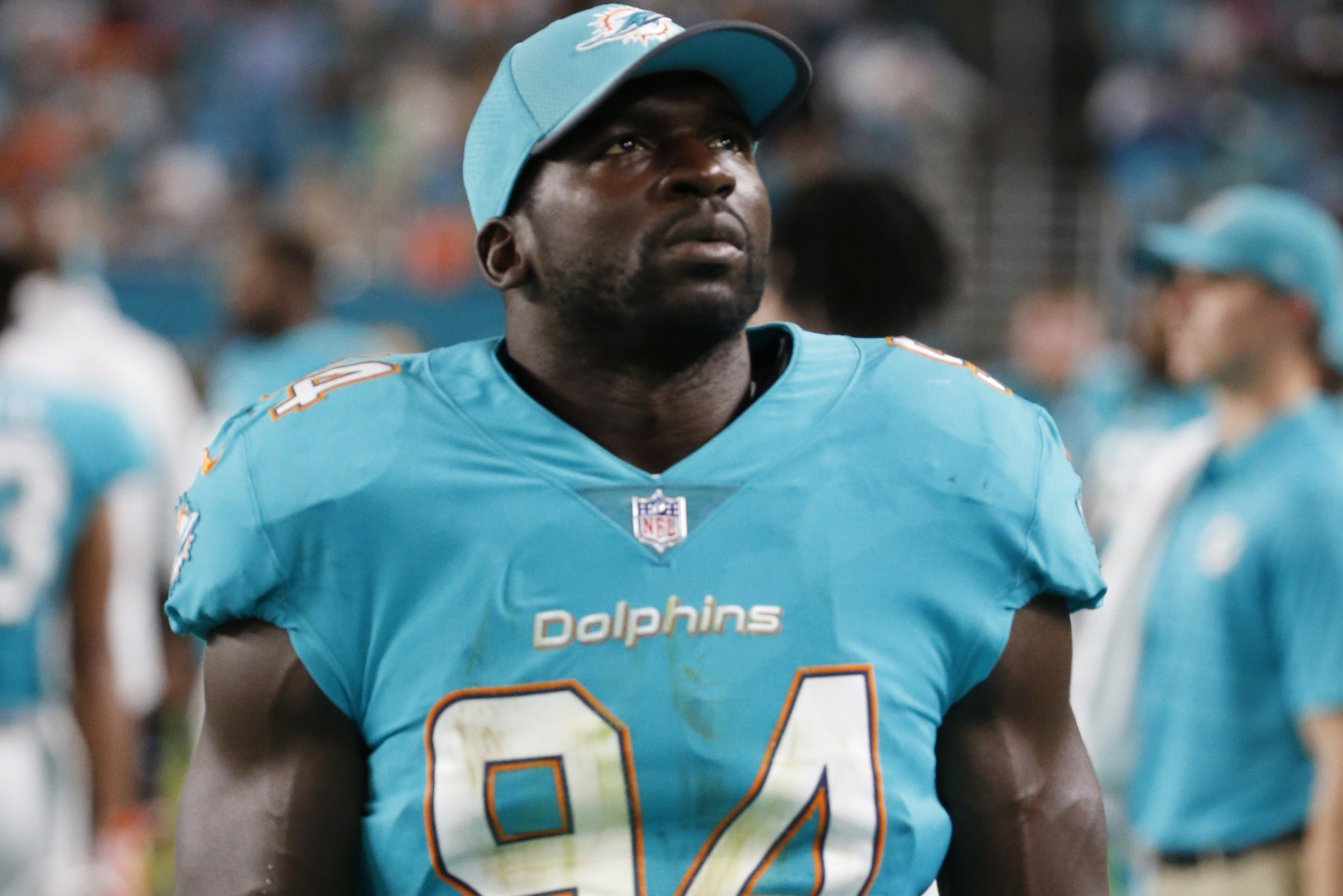 Dolphins' Lawrence Timmons Wants To Resume Playing