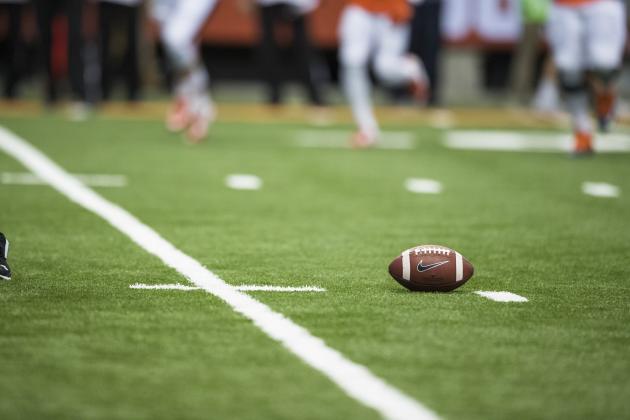 SYRACUSE, NY - NOVEMBER 19: A Nike football rests on the field during the game between the Syracuse Orange and the Florida State Seminoles on November 19, 2016 at The Carrier Dome in Syracuse, New York. Florida State defeats Syracuse 45-14. (Photo by Brett Carlsen/Getty Images)