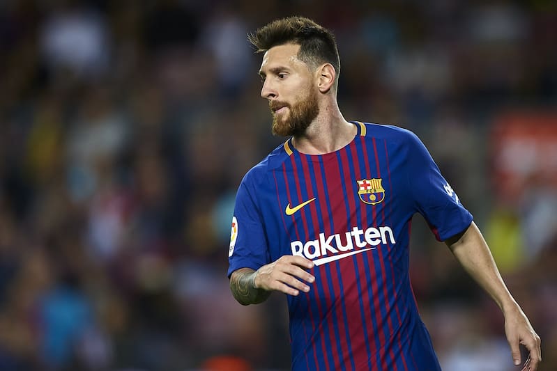 BARCELONA, SPAIN - SEPTEMBER 19: Lionel Messi of Barcelona reacts during the La Liga match between Barcelona and Eibar at Camp Nou on September 19, 2017 in Barcelona, Spain. (Photo by fotopress/Getty Images)