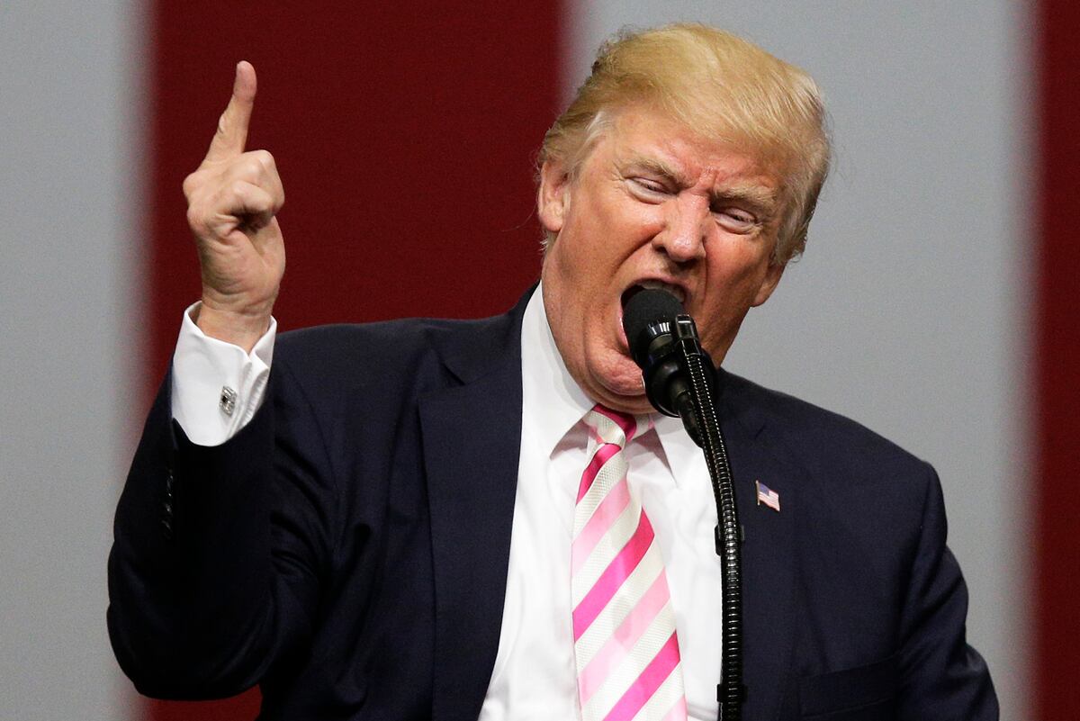 Donald Trump: Kneeling for Anthem Is Unacceptable Standing in