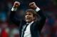MADRID, SPAIN - SEPTEMBER 27: Antonio Conte, Manager of Chelsea celebrates after winning the UEFA Champions League group C match between Atletico Madrid and Chelsea FC at Estadio Wanda Metropolitano on September 27, 2017 in Madrid, Spain. (Photo by Gonzalo Arroyo Moreno/Getty Images)