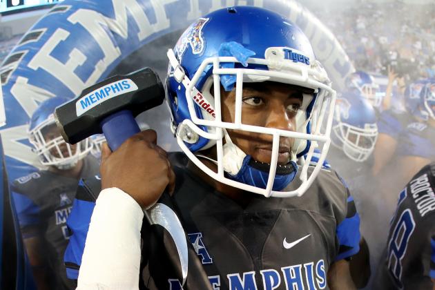 MEMPHIS, TN - SEPTEMBER 23: Shaun Rupert #19 of the Memphis Tigers prepares to take the field against the Southern Illinois Salukis on September 23, 2017 at Liberty Bowl Memorial Stadium in Memphis, Tennessee. Memphis defeated Southern Illinois 44-31. (Photo by Joe Murphy/Getty Images)