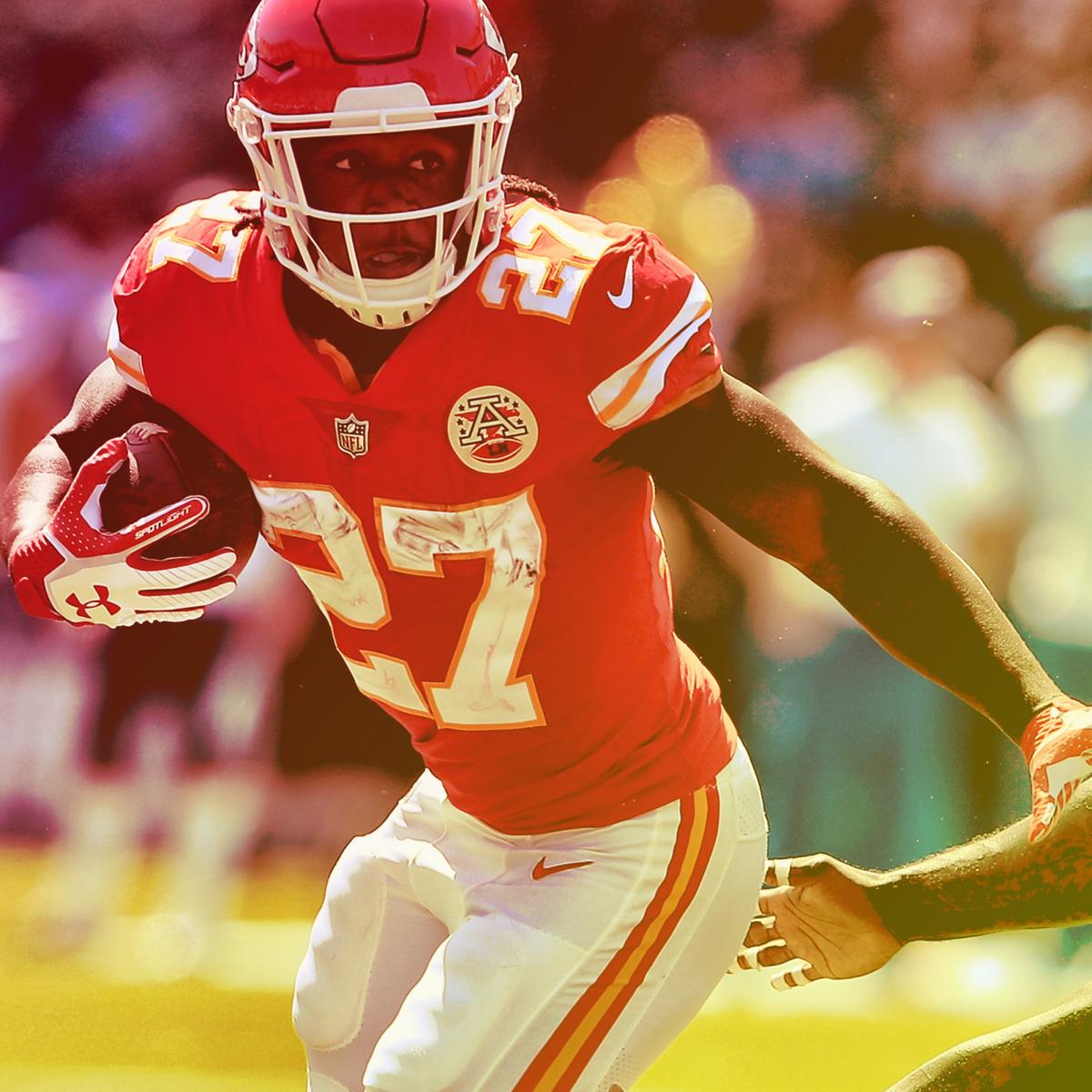 Wallpaper] Kareem Hunt : r/KansasCityChiefs