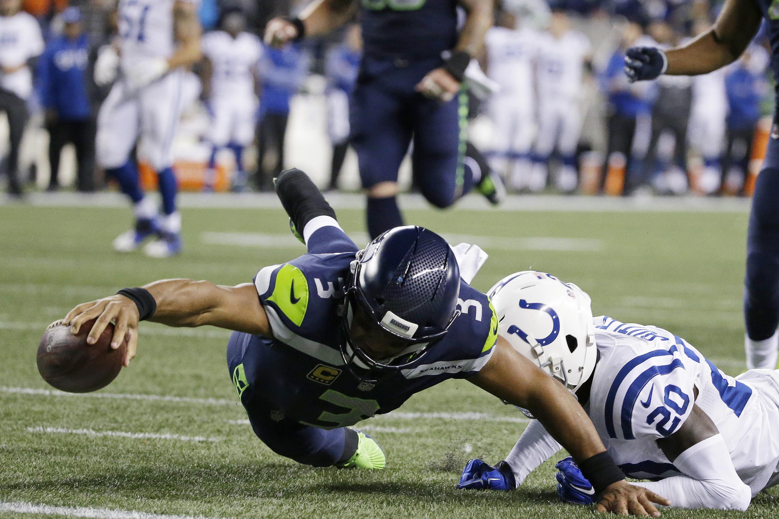 Seahawks' Chris Carson thankful injury vs. Cowboys wasn't serious