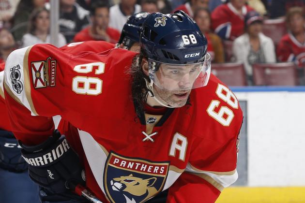Florida Panthers right wing Jaromir Jagr (68) prepares for a face off during the second period of an NHL hockey game against the Montreal Canadiens, Monday, April 3, 2017, in Sunrise, Fla. The Canadiens defeated the Panthers 4-1. (AP Photo/Joel Auerbach)