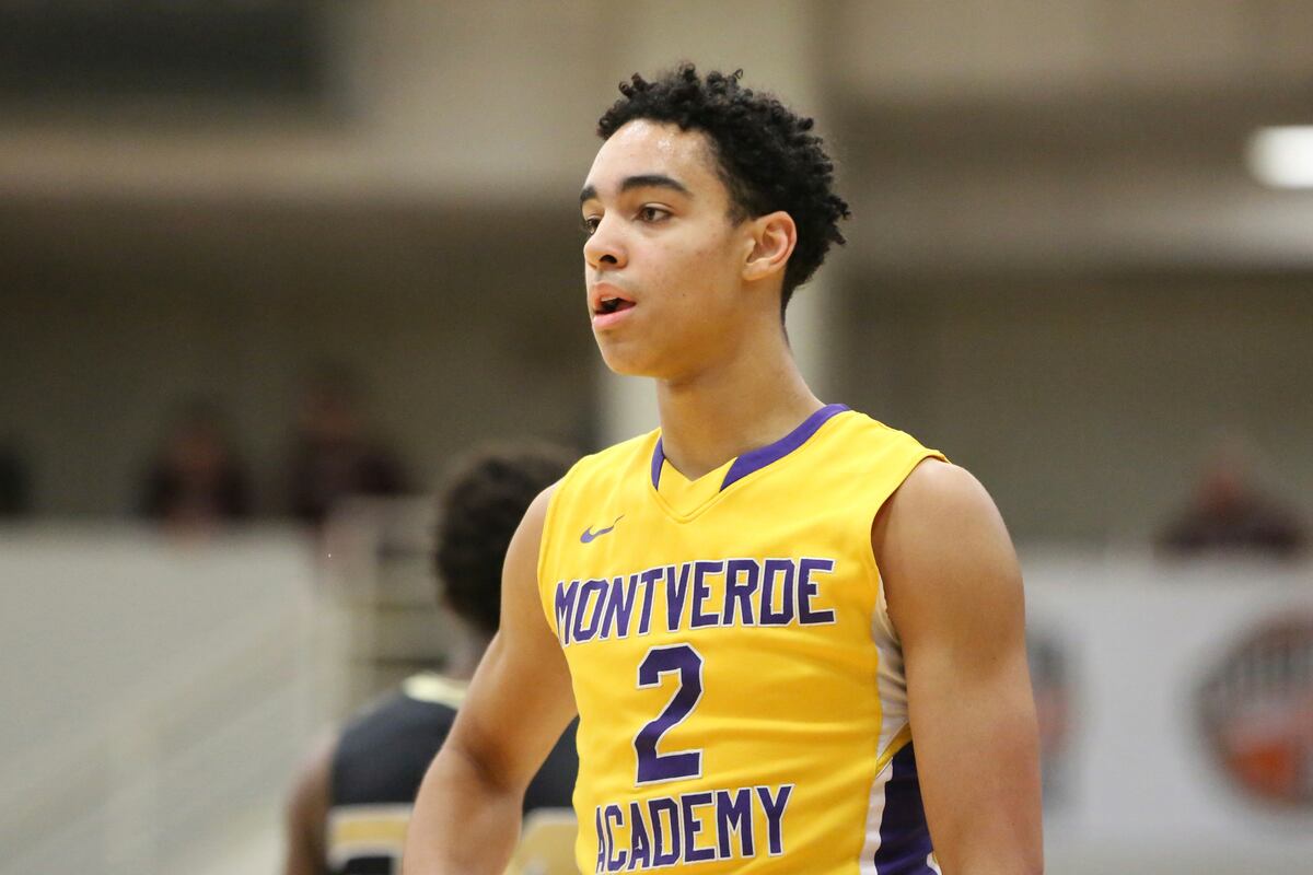 4-Star PG Prospect Andrew Nembhard Commits to Florida over Gonzaga