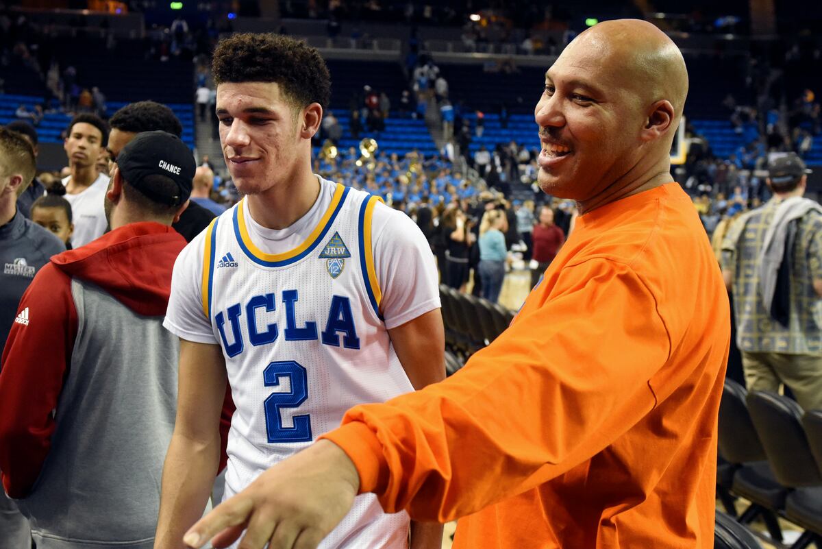 Lamar Odom Says LaVar Ball Is a 'Control Freak,' Lakers Improved with