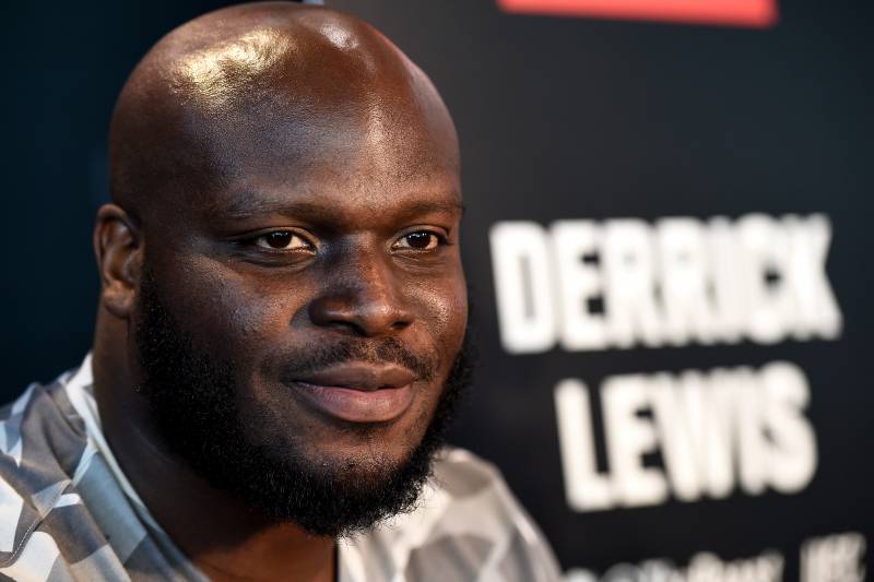 LAS VEGAS, NV - OCTOBER 04: Derrick Lewis speaks to the media during the UFC 216 Ultimate Media Day on October 4, 2017 in Las Vegas, Nevada. (Photo by Brandon Magnus/Zuffa LLC/Zuffa LLC via Getty Images)
