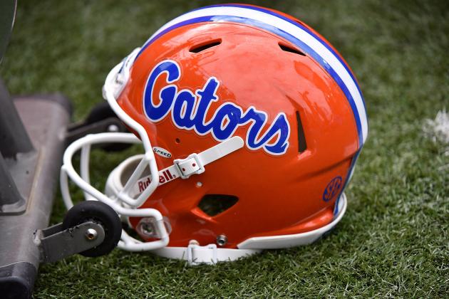 NASHVILLE, TN - OCTOBER 01:  A helmet of the University of Florida Gators rests on the sideline during a game against the Vanderbilt Commodores at Vanderbilt Stadium on October 1, 2016 in Nashville, Tennessee.  (Photo by Frederick Breedon/Getty Images)