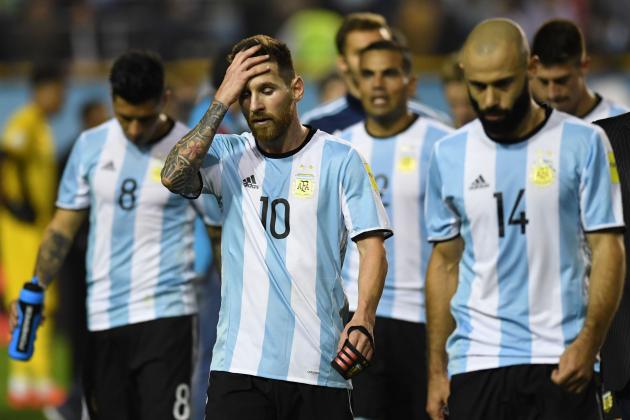 Argentina's Lionel Messi (C) gestures at the end of the goalless 2018 World Cup qualifier football match against Peru in Buenos Aires on October 5, 2017. / AFP PHOTO / Eitan ABRAMOVICH        (Photo credit should read EITAN ABRAMOVICH/AFP/Getty Images)