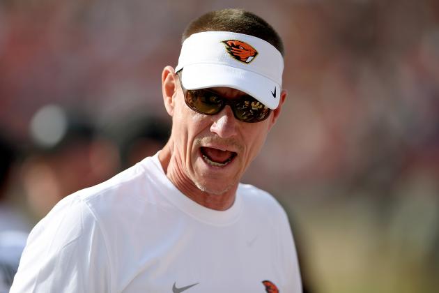PALO ALTO, CA - NOVEMBER 05:  Head coach Gary Anderson of the Oregon State Beavers looks on from the sidelines against the Stanford Cardinal during the second half of their NCAA football game  at Stanford Stadium on November 5, 2016 in Palo Alto, California.  (Photo by Thearon W. Henderson/Getty Images)