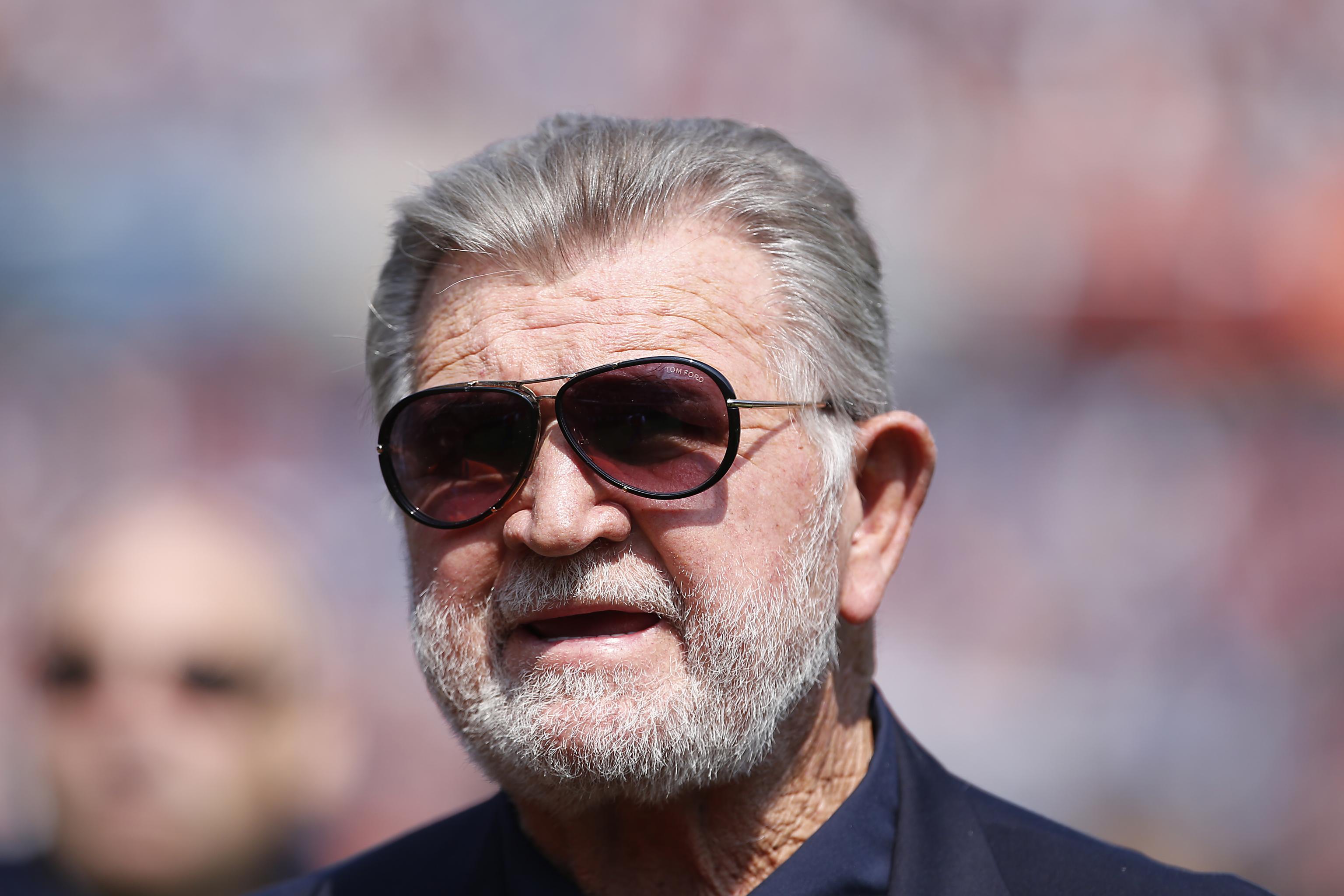 Former Chicago Bears head coach Mike Ditka: 'No oppression in last 100  years' - ABC7 New York