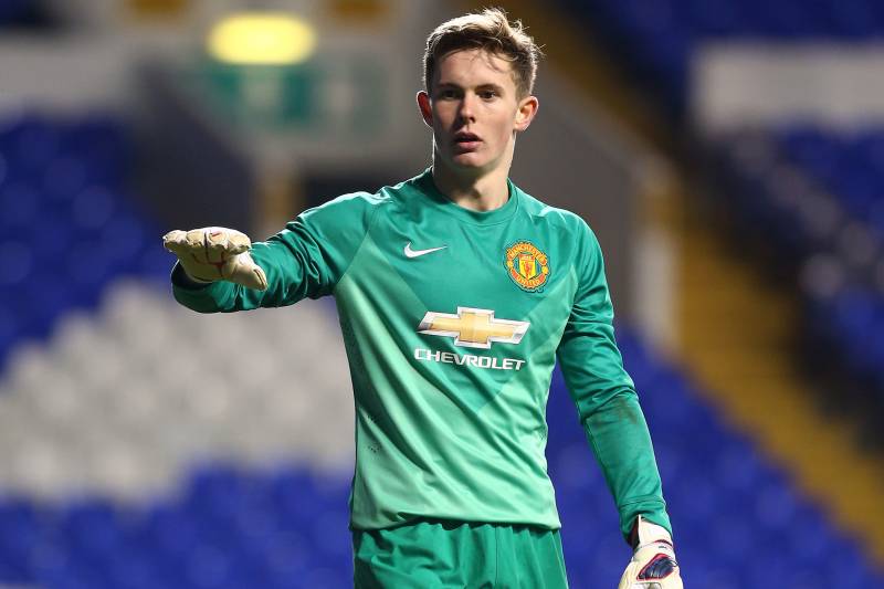 LONDON, ENGLAND - FEBRUARY 09: Dean Henderson of Man United during the FA Youth Cup Fifth Round match between Tottenham Hotspur and Manchester United at White Hart Lane on February 09, 2015 in London, England. (Photo by Charlie Crowhurst/Getty Images)