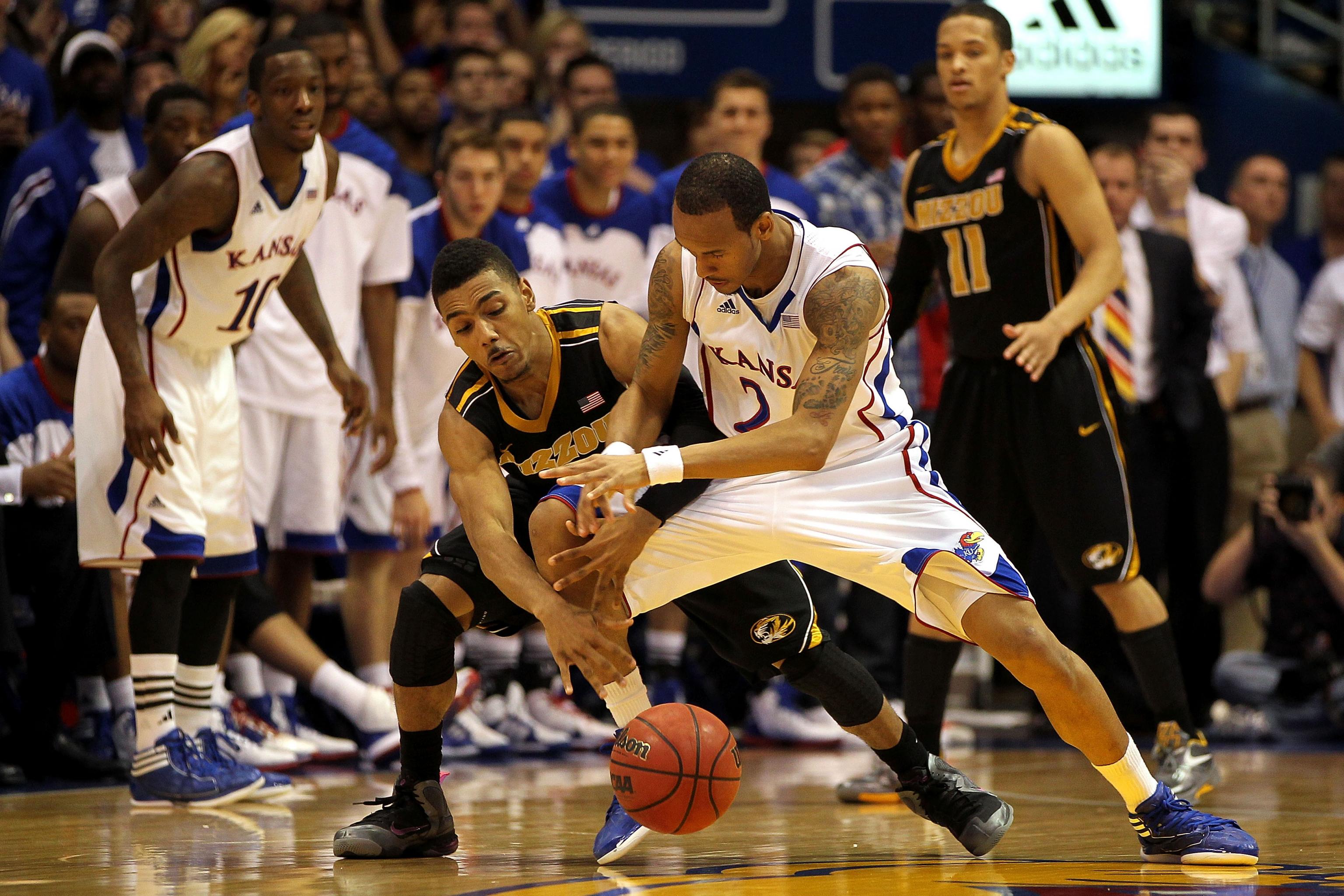 Kansas, Missouri Basketball on Oct. 22 to Raise Money for Hurricane Victims