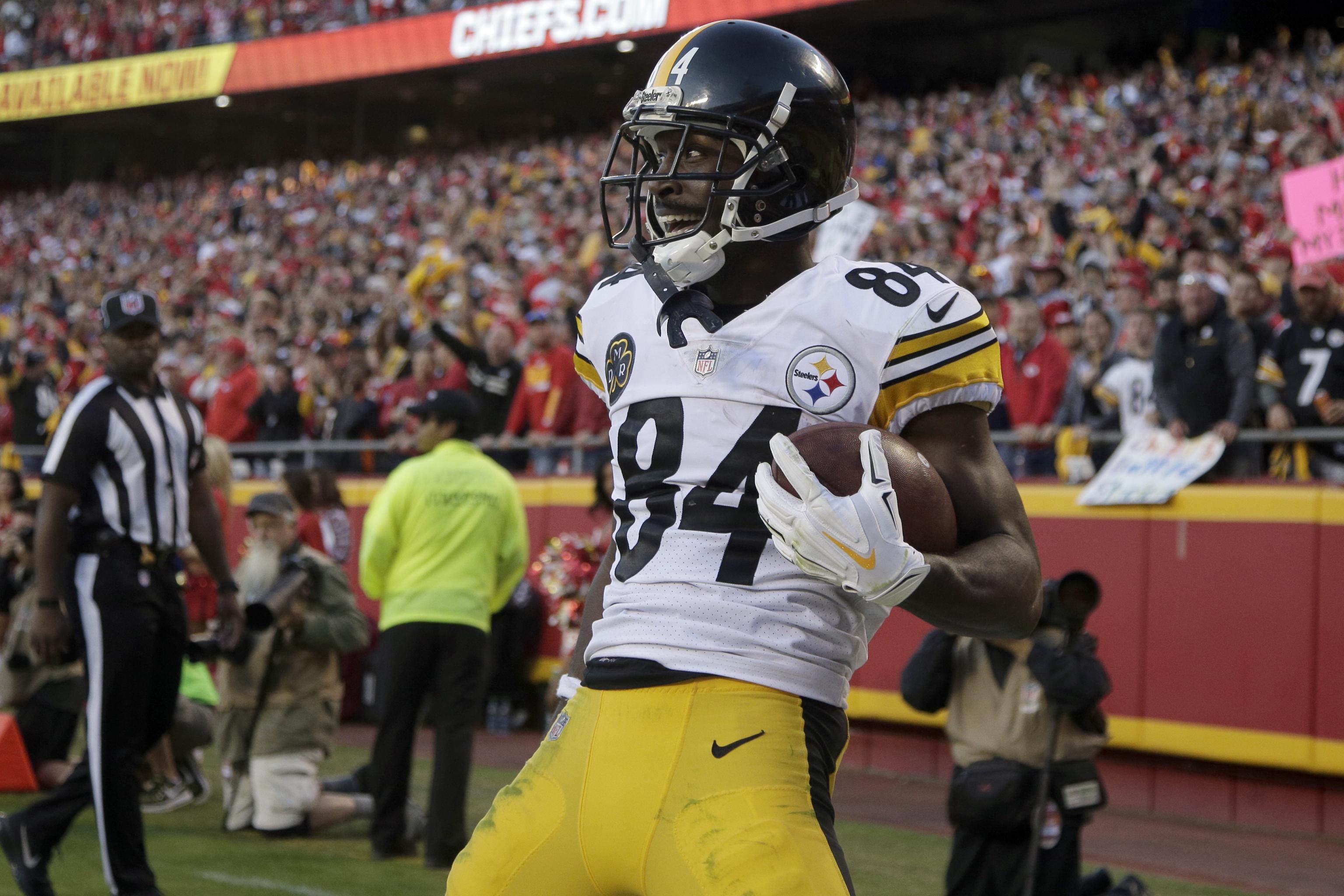 NFL playoffs bracket 2017: Le'Veon Bell, Antonio Brown lead Steelers to  date with Chiefs 