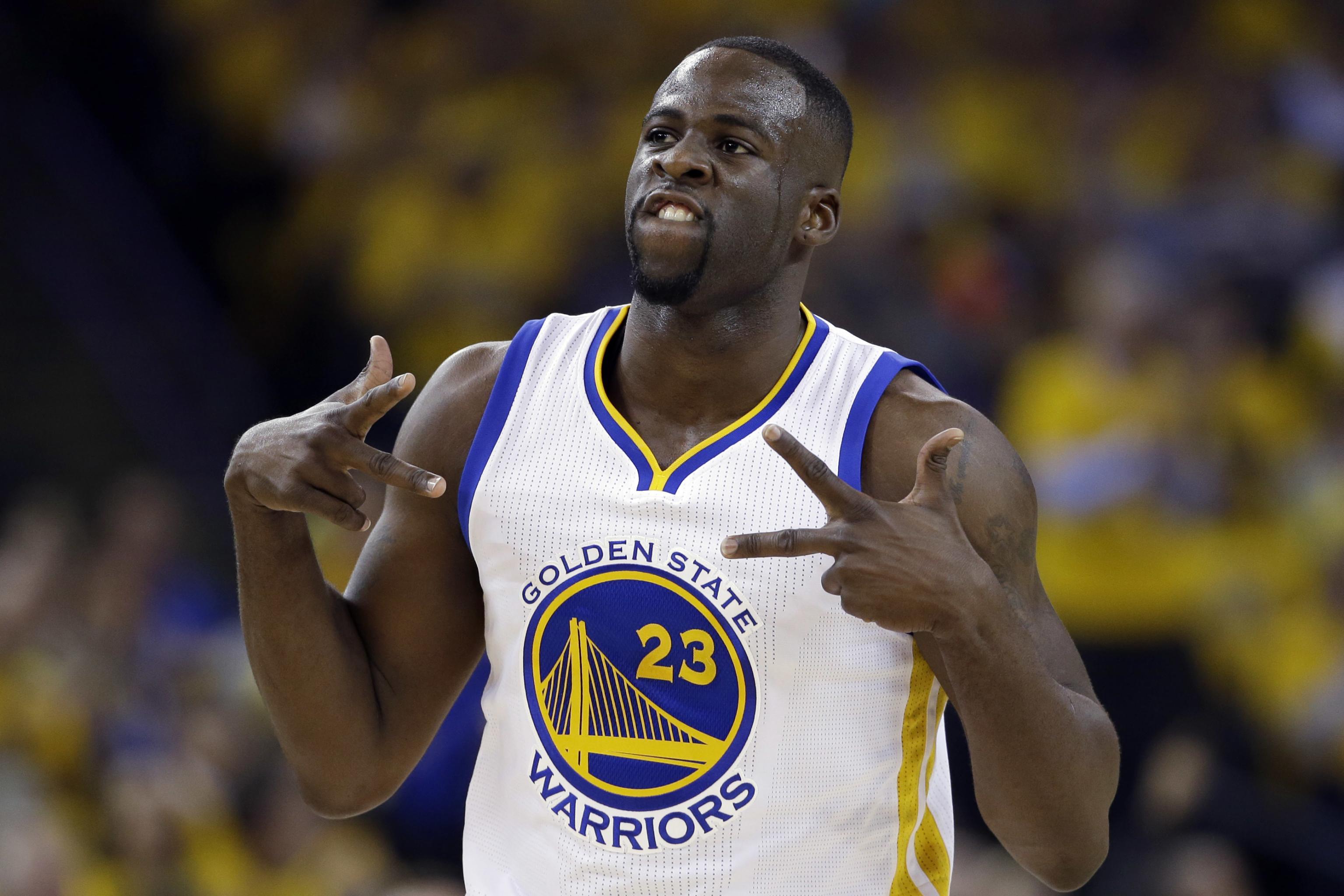 Q&A: Draymond Green talks playing middle linebacker for NBA's best defense