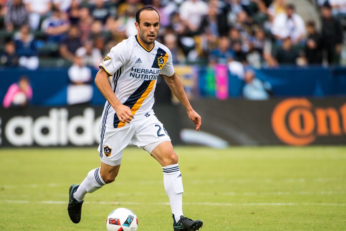 Landon Donovan Reportedly Considering Running For U S Soccer President 
